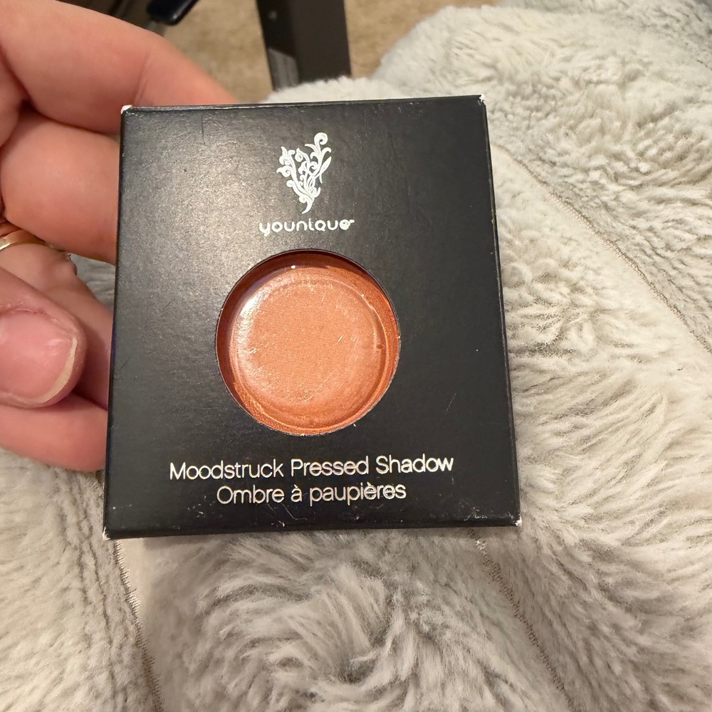 Younique Moodstruck Pressed Shadow Witty Metallic Copper Orange Eye Makeup 1.8g